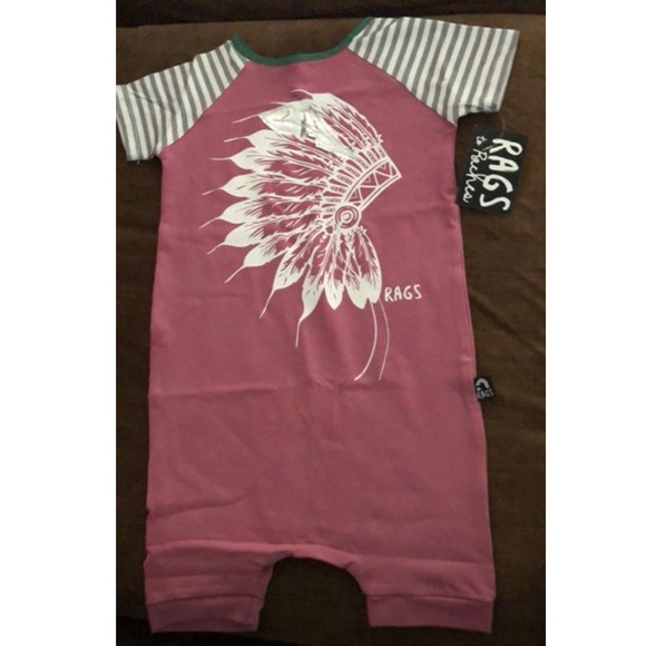 One piece - Picture 1 of 1